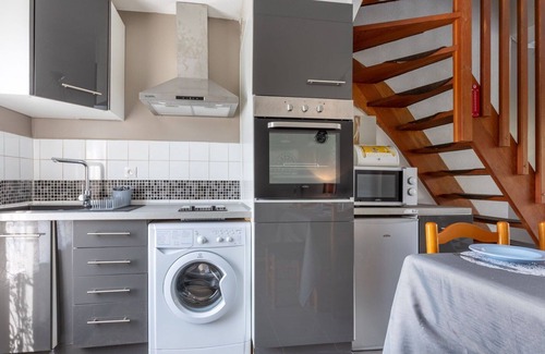 Saint-Hippolyte House | Stunning villa for 4 people with WIFI and TV