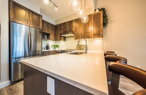 Regional District of Nanaimo Condo | Stunning West Coast Penthouse