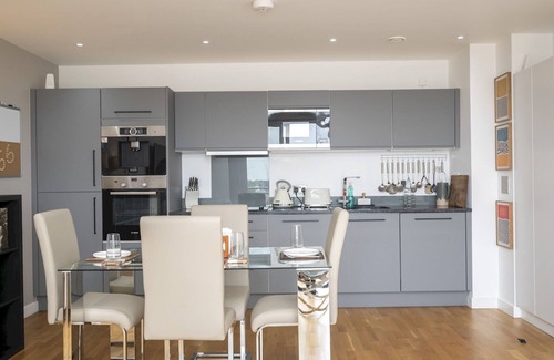 Deptford Apartment | Style & comfort in heart of SE8 Deptford London | Pass the Keys