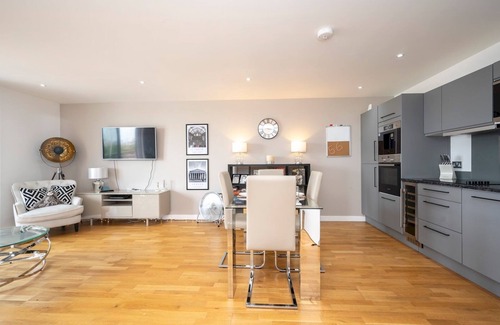 Deptford Apartment | Style & comfort in heart of SE8 Deptford London | Pass the Keys