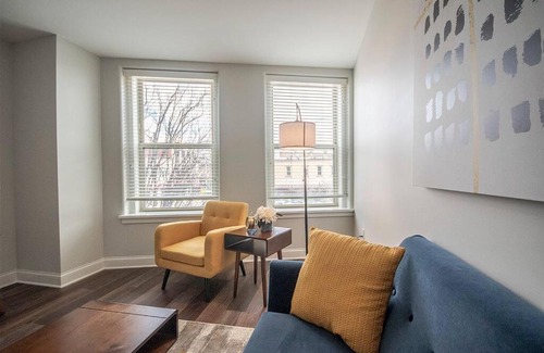 Champaign Apartment | Stylish 1 BR 1BA at The Inman