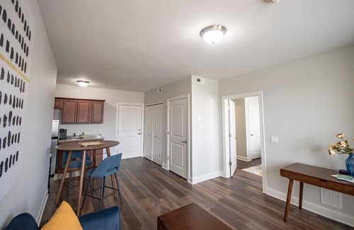 Champaign Apartment | Stylish 1 BR 1BA at The Inman