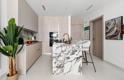 Al Barsha Apartment | Stylish 1BR with PS5, Sauna and Kids` Play Area