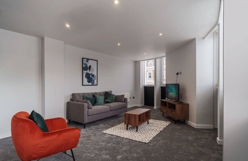 Georgian Quarter Apartment | Stylish 2 Bed Apartment with Free Parking