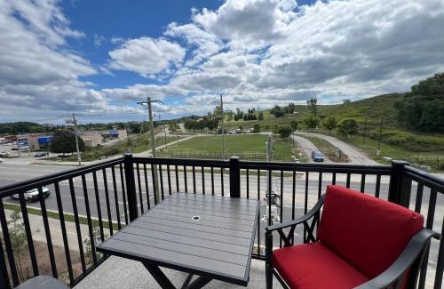 Kitchener Apartment | Stylish 2-Story Condo with Balcony