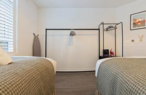 Munster Apartment | Stylish 2Bed Apartment Fulham, Wifi, Parking