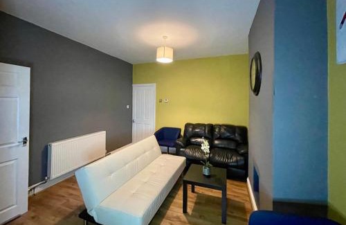 Bedworth House | Stylish 3-Bedroom Home!