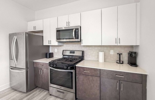 Olde Kensington Apartment | Stylish 3BD | Sleeps 6 | Northern Liberties