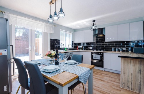 Manchester House | Stylish 4 bed home close to Manchester City centre