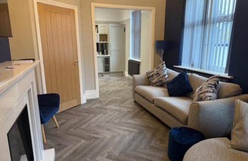 Conwy House | Stylish 4 bed in Central Conwy