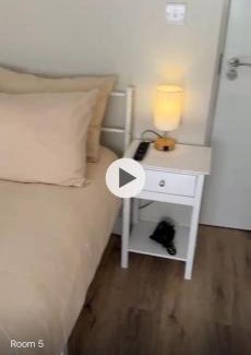 South Acton House | Stylish Acton Studio Fast Central Connection