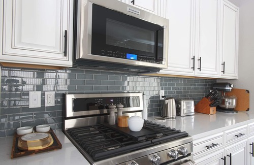 Lincoln Park House | Stylish and Comfortable Townhouse Near Downtown Denver