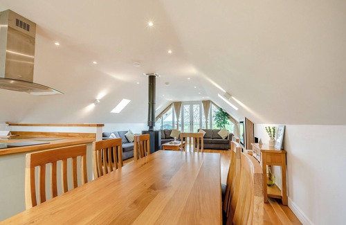 Middlezoy Cottage | Stylish and contemporary two storey cottage.