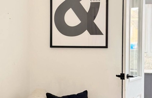 Lewisham Apartment | Stylish apartment close to center zone 2, London, UK