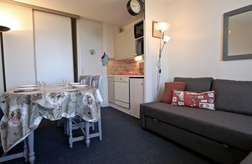 Chamrousse Apartment | Stylish Apartment for 6 with Stunning Views, Balcony, and Close to Slopes