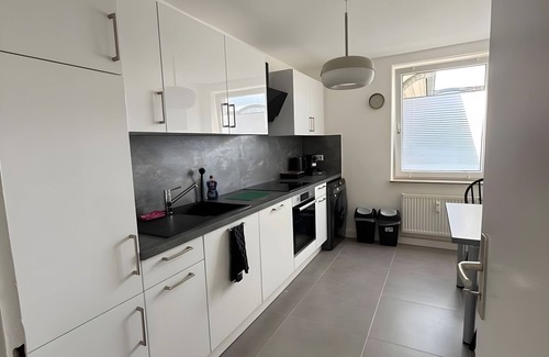 Bad Wilhelmshoehe Apartment | Stylish Apartment Opposite the Train Station