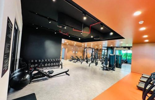 Dubai Apartment | Stylish Apartment - Private Beach - Port de La Mer
