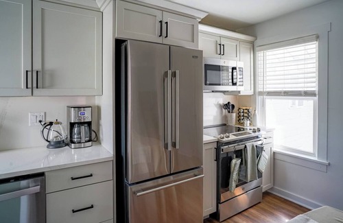 Lewisburg Apartment | Stylish Apt Walk to Shops, Dining and Bucknell