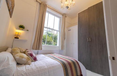 Chelsea Apartment | Stylish Chelsea Apartment