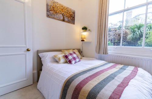 Chelsea Apartment | Stylish Chelsea Apartment