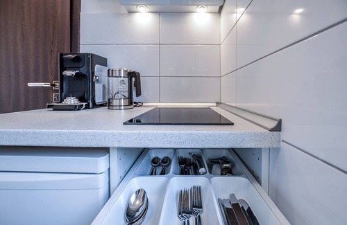 Niehl Apartment | Stylish & chic, 2 room terrace apartment, 4 persons, subway 2 minutes walk