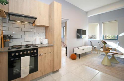 Greater Johannesburg Metropolitan Area Apartment | Stylish Circa 2222 in Illovo