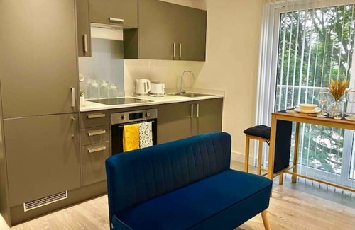 Hemel Hempstead Apartment | Stylish & Clean Studio | Hemel Town Centre