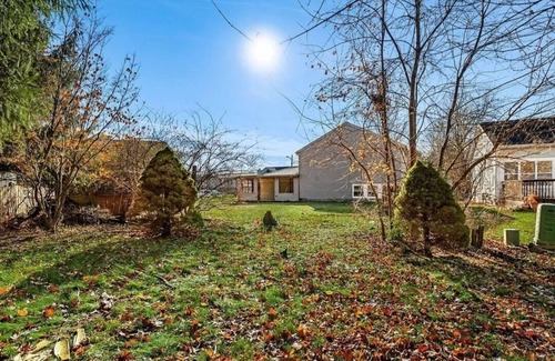 Reynoldsburg House | Stylish, comfortable 1st floor living and 2 lower level Bedrooms