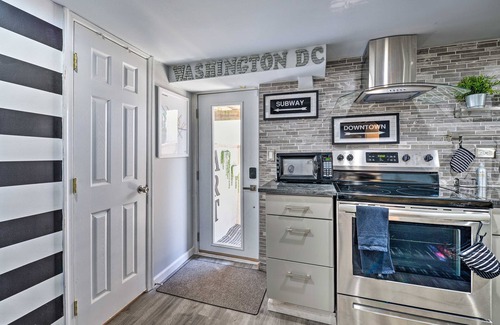 Michigan Park Apartment | Stylish DC Studio ~ 5 Mi to National Mall!