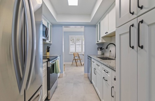 Pineapple Grove Arts District Apartment | Stylish Downtown Delray Retreat