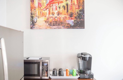 Greenville Downtown Apartment | Stylish Downtown Greenville Apartmentn1 Block Off Main Street