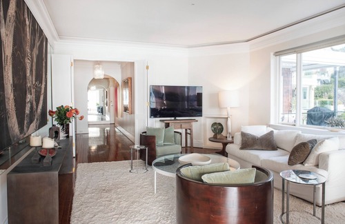Point Piper Apartment | Stylish & Exclusive Beachfront/Waterfront unit in Point Piper, Sydney Harbour