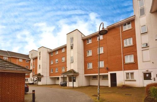 Abbey Wood Apartment | Stylish Flat by SN Homes - Zone 4 Abbey Wood London