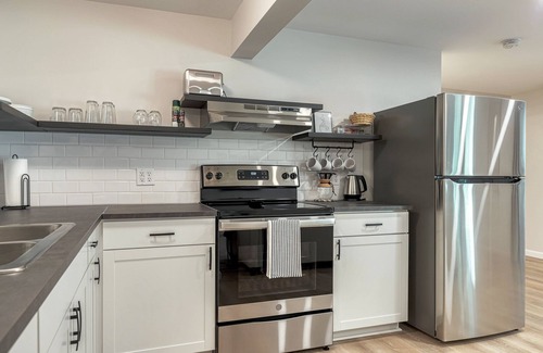 Wright City Apartment | Stylish Guest Apartment