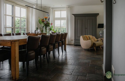 Leende House | Stylish holiday home in Leende with terrace