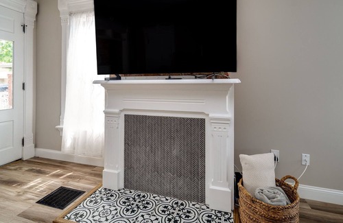 Dayton House | Stylish Home near Downtown-Historic Inner East