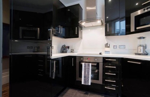 Covent Garden Apartment | Stylish & Incredible Location