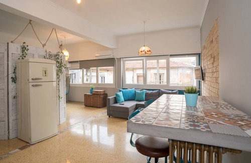 Monastiraki Apartment | Stylish loft in Plaka/Monastiraki Athina