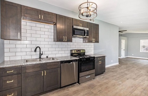 Loveland House | Stylish Loveland Retreat - Walk to Downtown