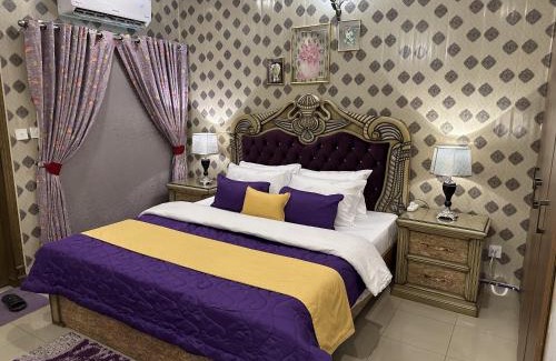 Islamabad Apartment | Stylish Luxe 2 BedroomLK Condo Close to GIGA Mall