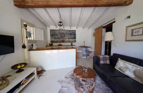 Biniaraix House | Stylish mansion in an enchanting garden in Biniaraix for 8 people