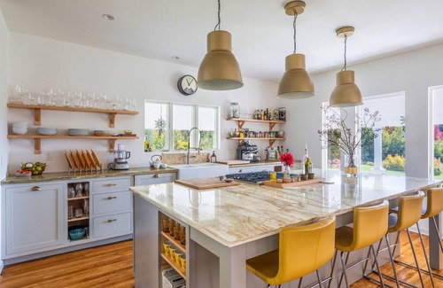 Belfast House | Stylish, Modern Calm Home Set On 6 Acres With Water Views & Wildflower Meadow.