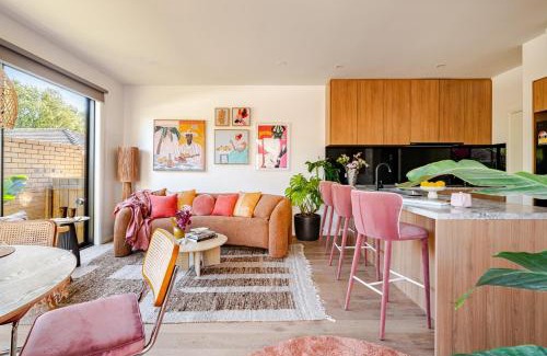 Box Hill South House | Stylish Modern Family Living