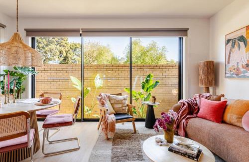 Box Hill South House | Stylish Modern Family Living