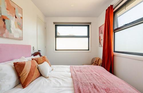 Box Hill South House | Stylish Modern Family Living