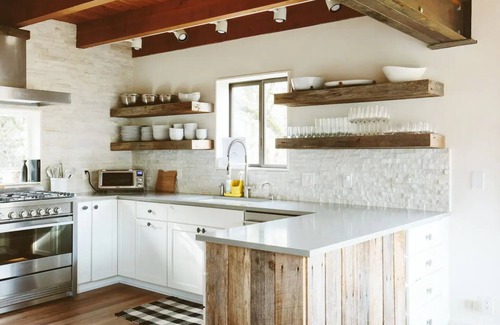 Hood River House | Stylish & Modern Hood River Retreat Near Downtown!