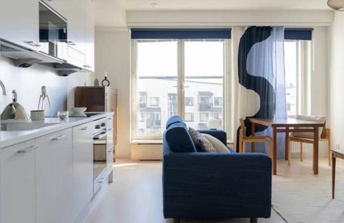 Itainen District Apartment | Stylish new 1br apt in Aurinkolahti