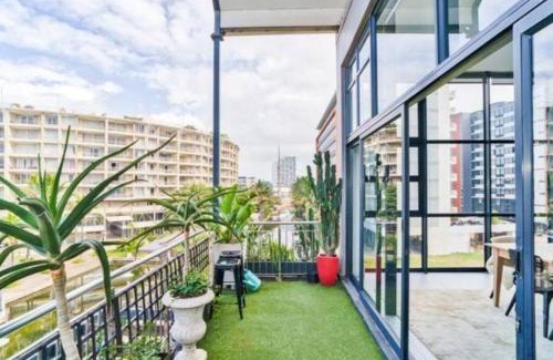 Durban Point Apartment | Stylish & New 4 Bedroom Point Waterfront Penthouse