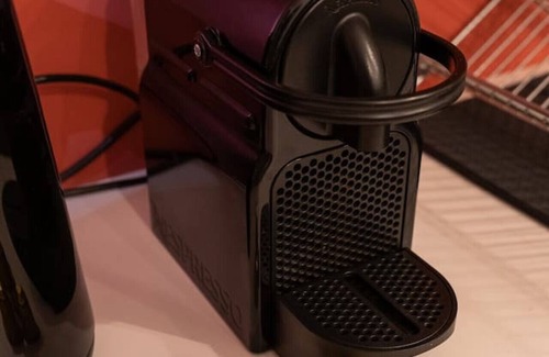 Kreuzberg Apartment | Stylish old building apartment designed by Bevo