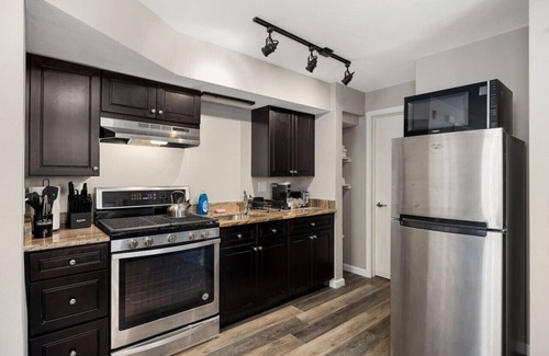 Peoria Apartment | Stylish Studio Apartment with Modern Touches
